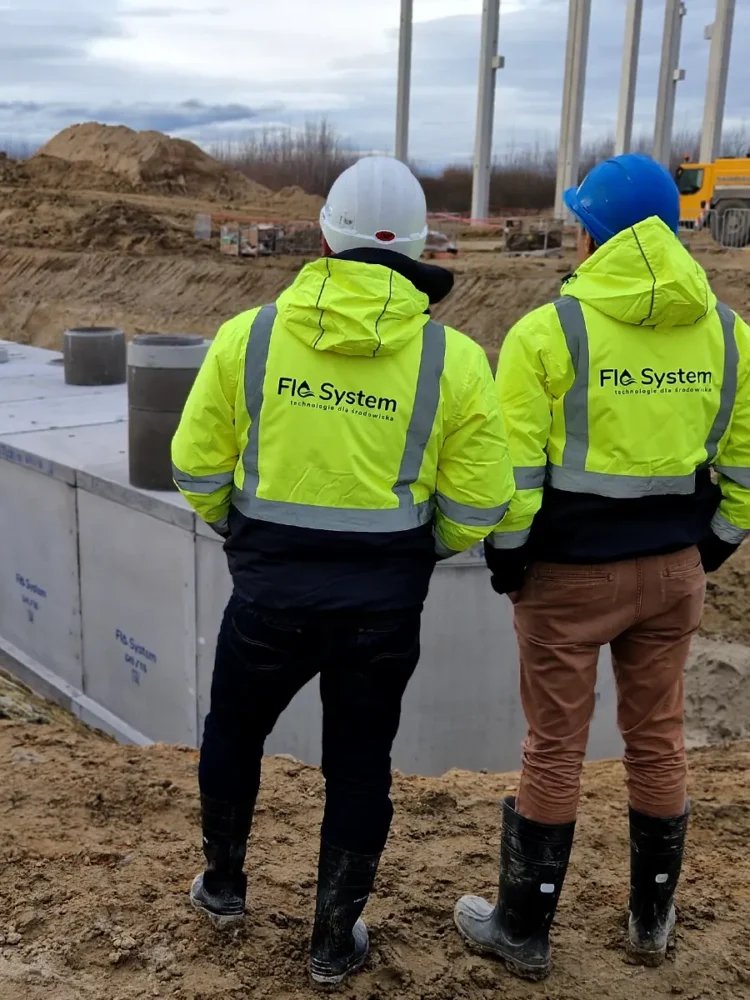 Zespół inżynierów firmy Flo System na placu budowy